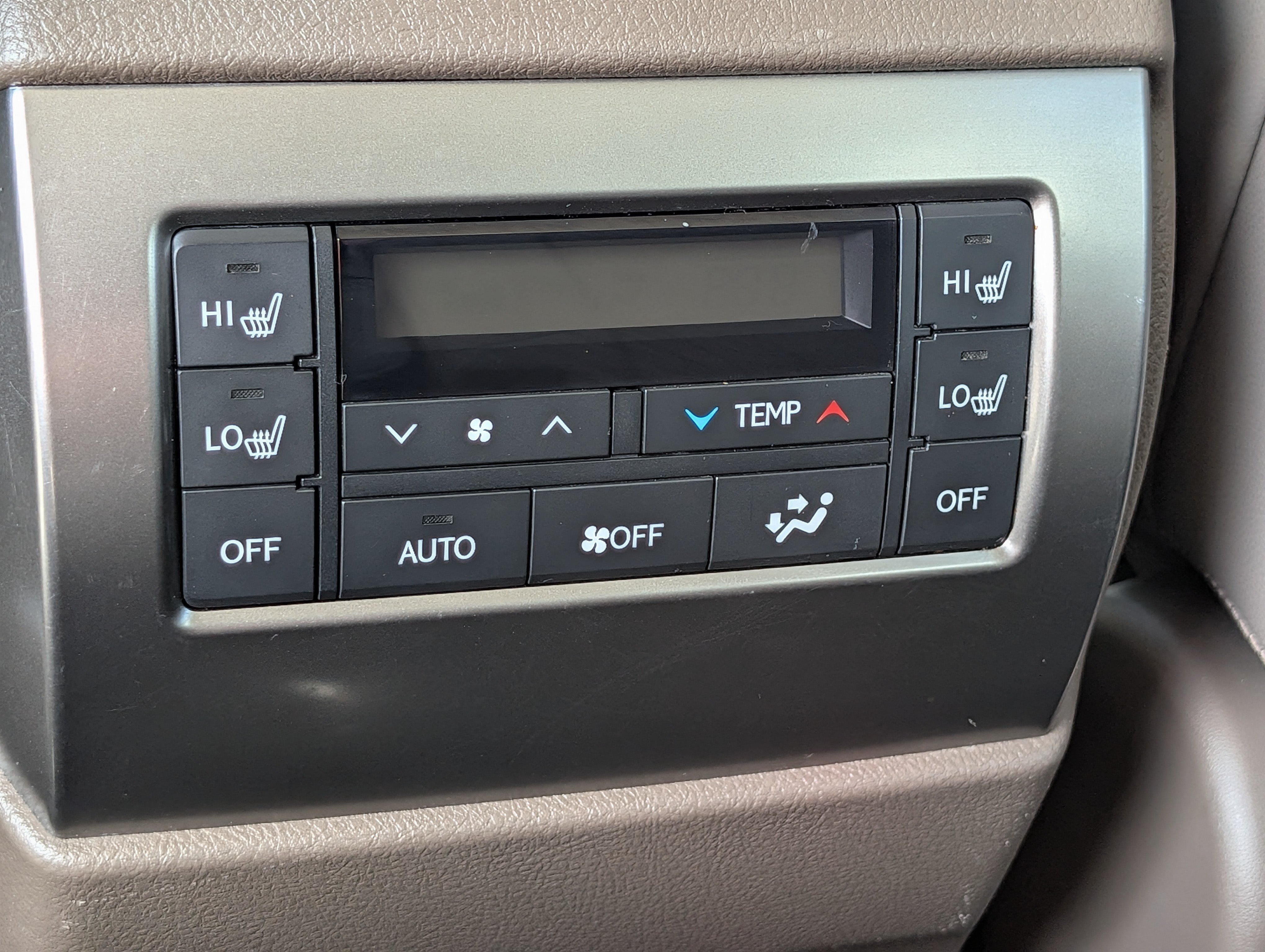 Used 2023 Lexus GX 460 Premium w/ Premium Package AWD/4WD image 16