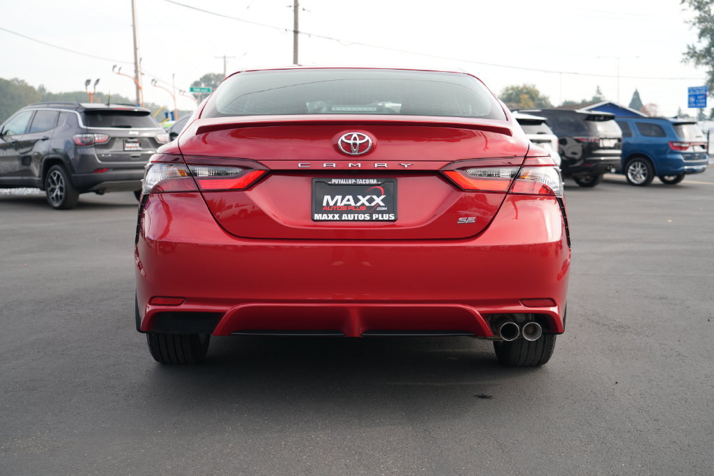 Used 2023 Toyota Camry SE FWD image 10