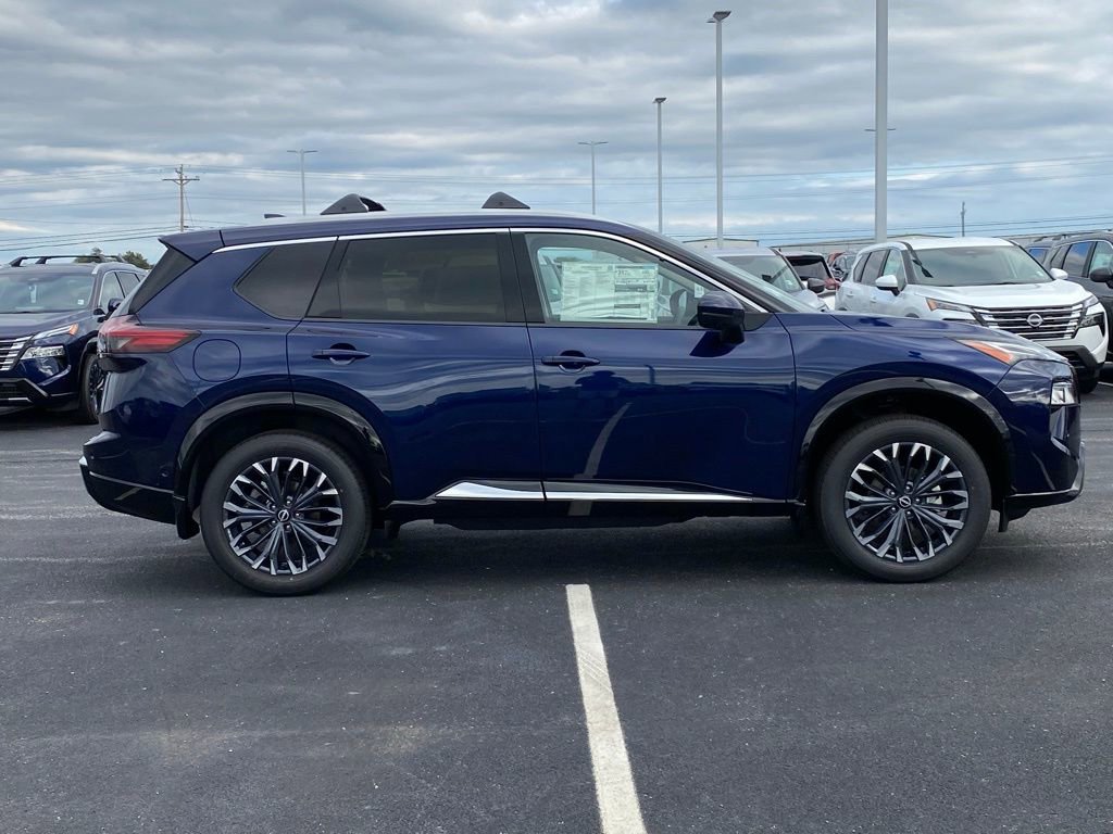 New 2026 Nissan Rogue Platinum w/ Platinum Premium Package image 3