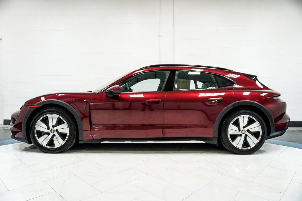 Used 2022 Porsche Taycan 4 Cross Turismo AWD/4WD image 8
