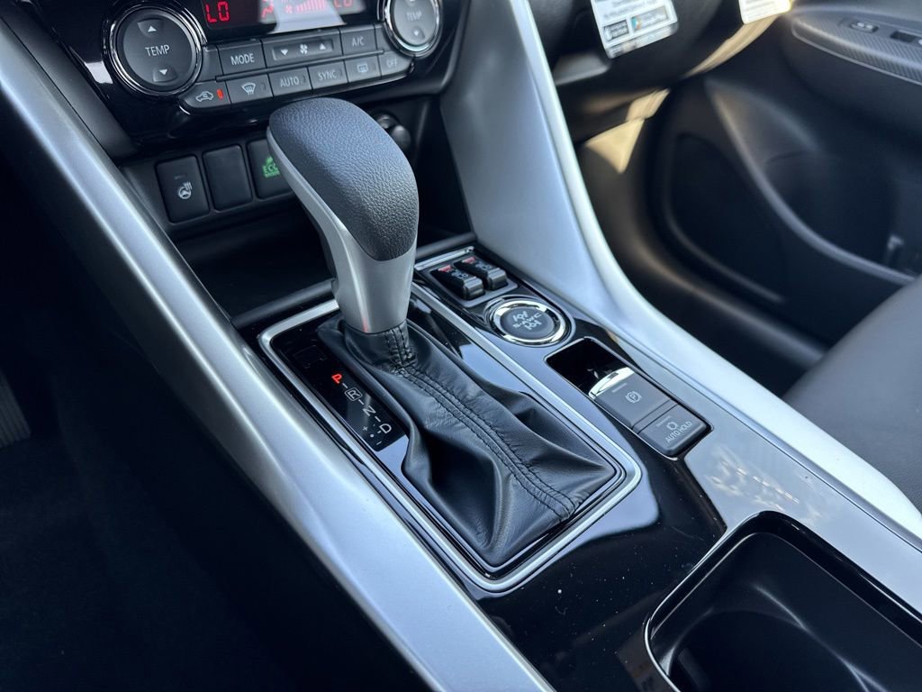 New 2026 Mitsubishi Eclipse Cross SEL AWD/4WD image 10