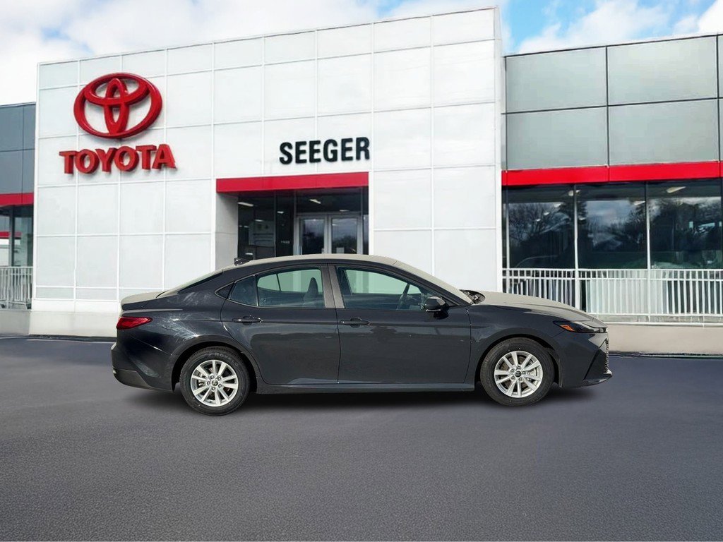 Certified 2025 Toyota Camry Hybrid image 2