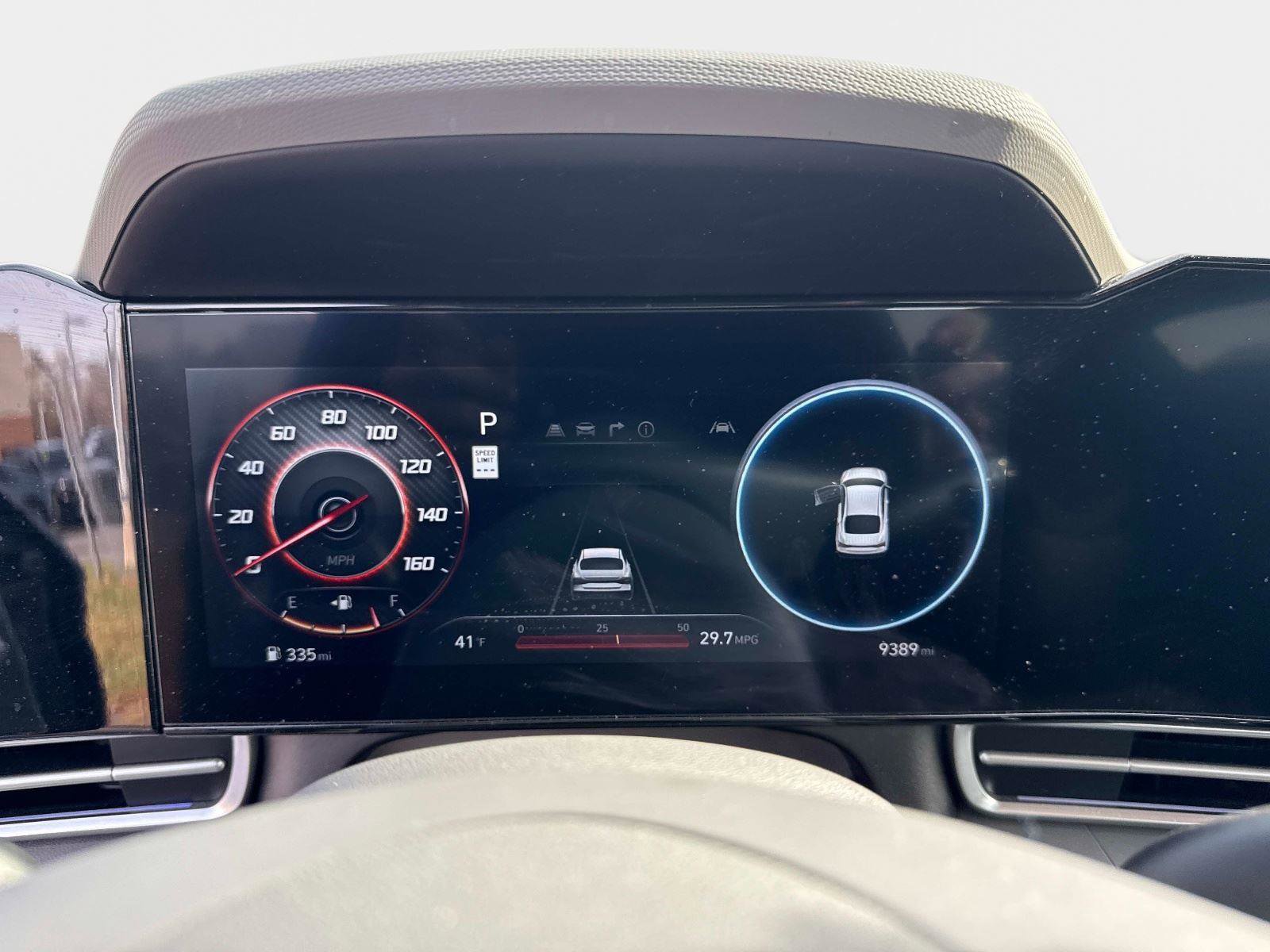 Certified 2024 Hyundai Elantra SEL image 27