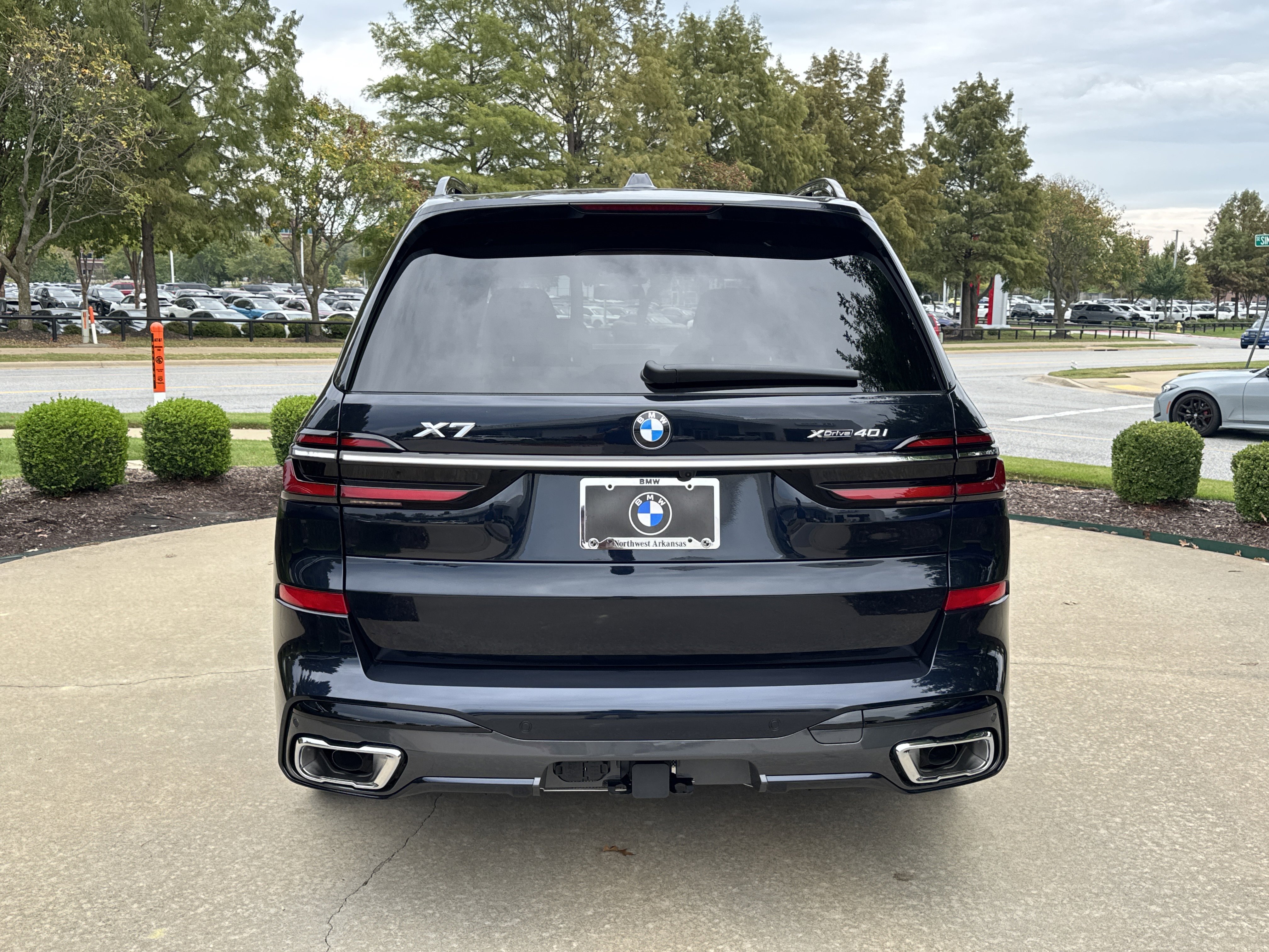 New 2026 BMW X7 xDrive40i w/ M Sport Package image 4