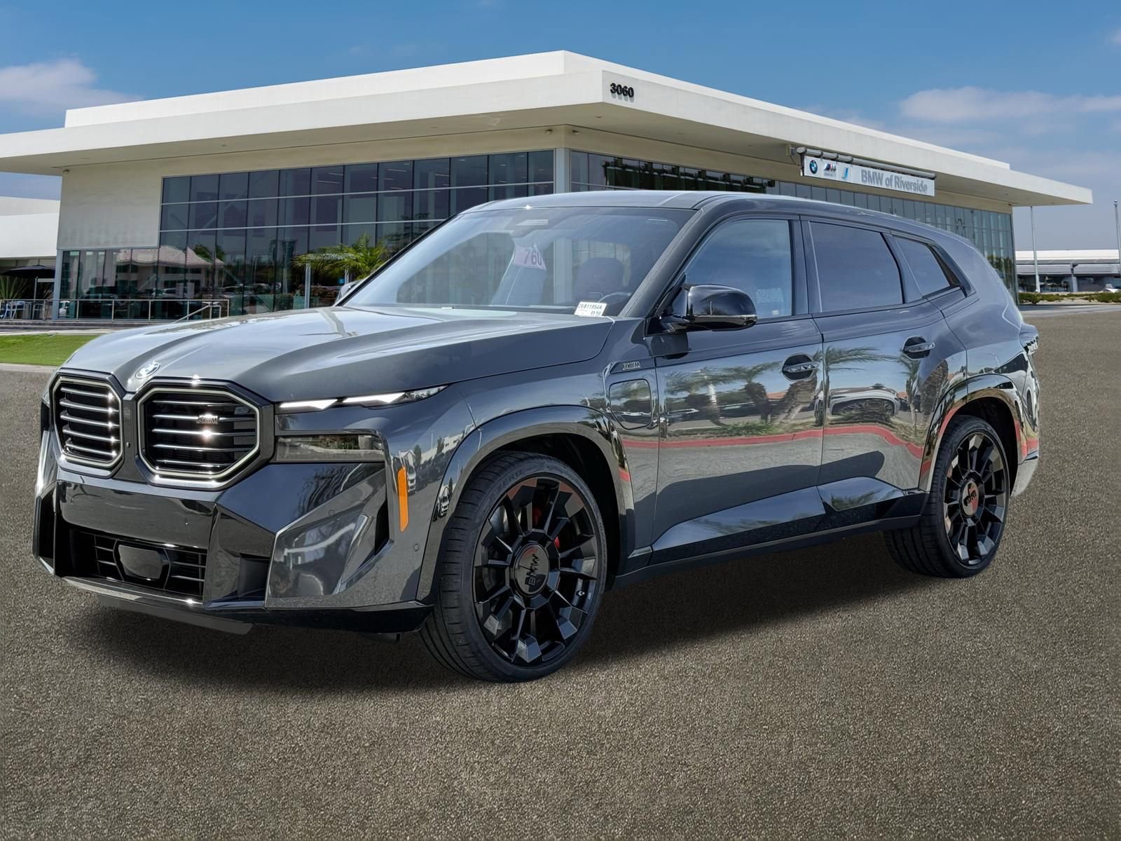 Used 2025 BMW XM Base image 4