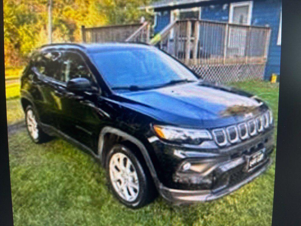 Used 2022 Jeep Compass Latitude AWD/4WD image 5