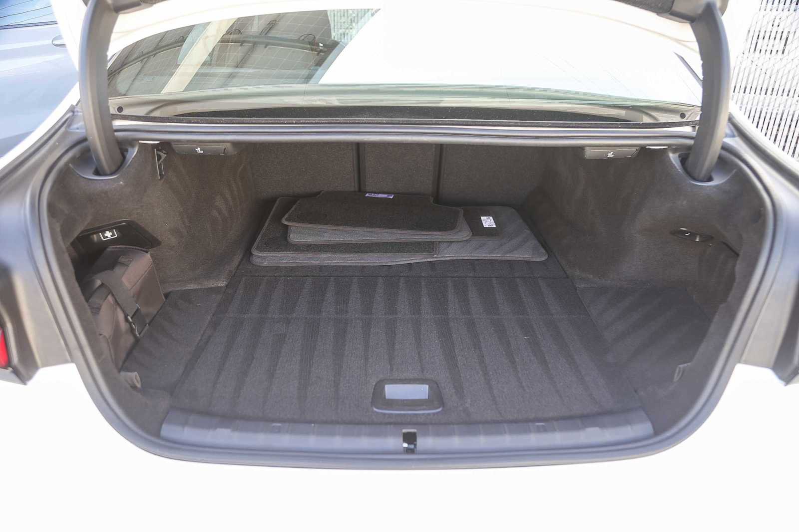 Certified 2023 BMW 530e w/ M Sport Package image 23