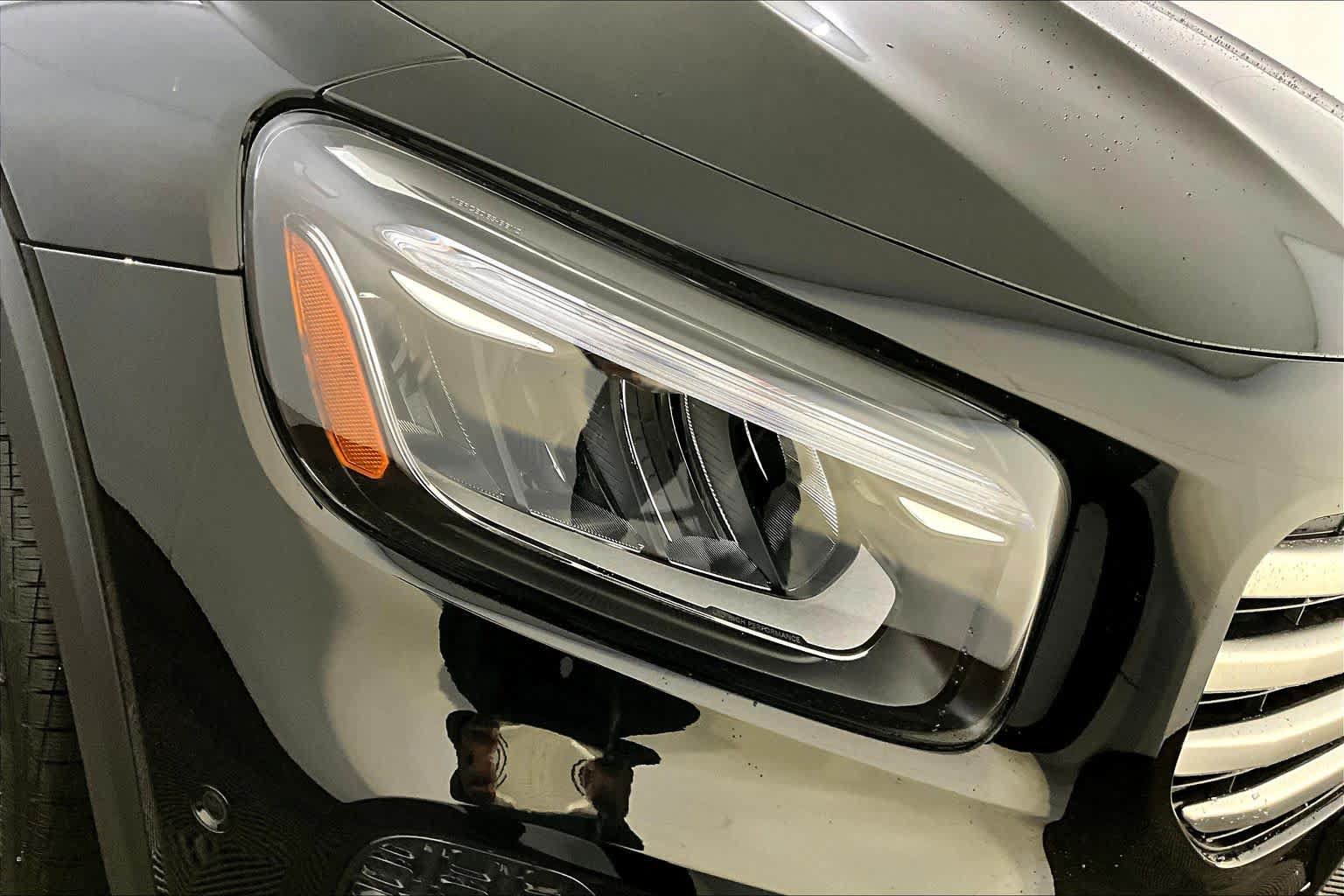 New 2026 Mercedes-Benz GLB 250 4MATIC image 16