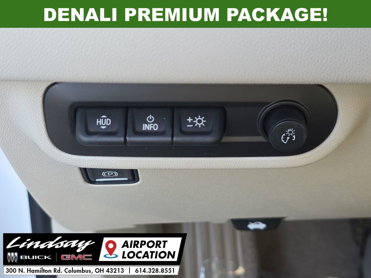 Used 2023 GMC Terrain Denali w/ Denali Premium Package image 18
