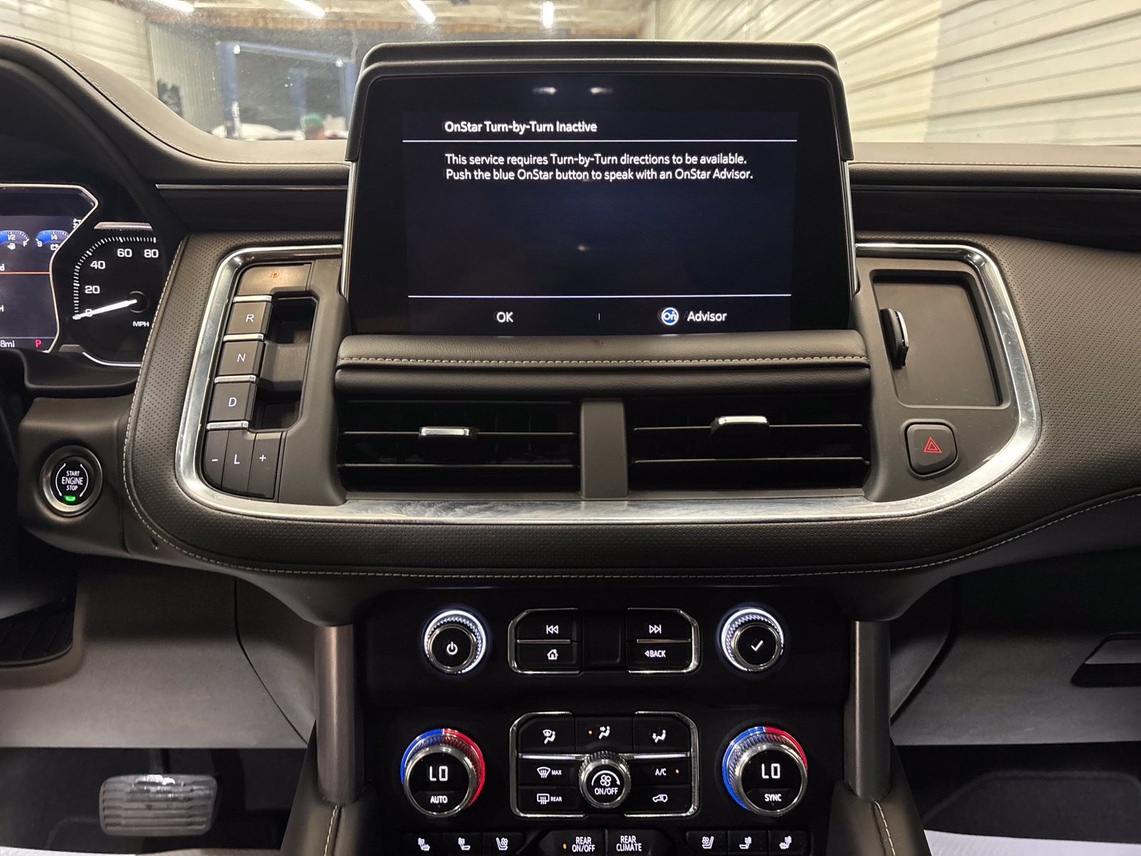 Used 2021 GMC Yukon SLT AWD/4WD image 16