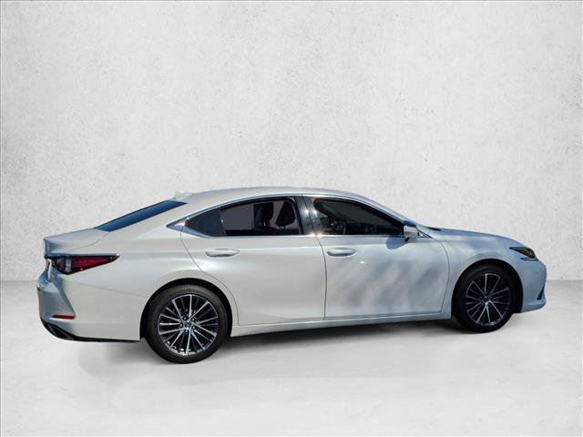 Used 2023 Lexus ES 350 w/ Premium Package FWD image 6