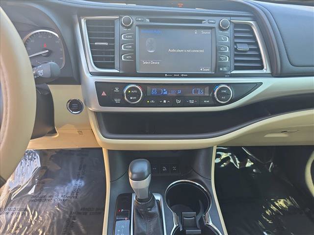 Used 2018 Toyota Highlander XLE AWD/4WD image 21