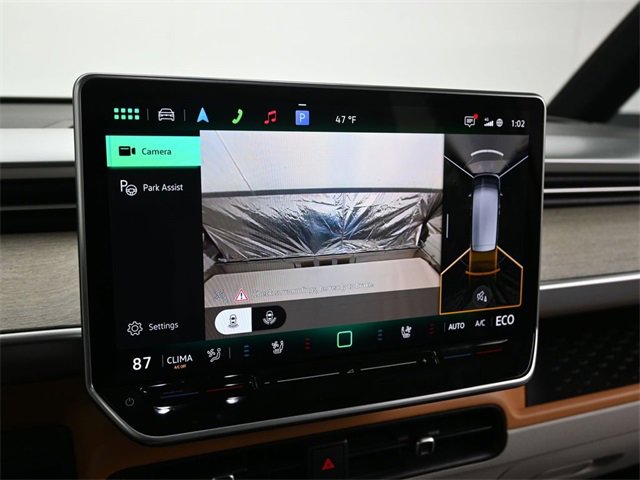 Used 2025 Volkswagen ID. Buzz 1st Edition image 19