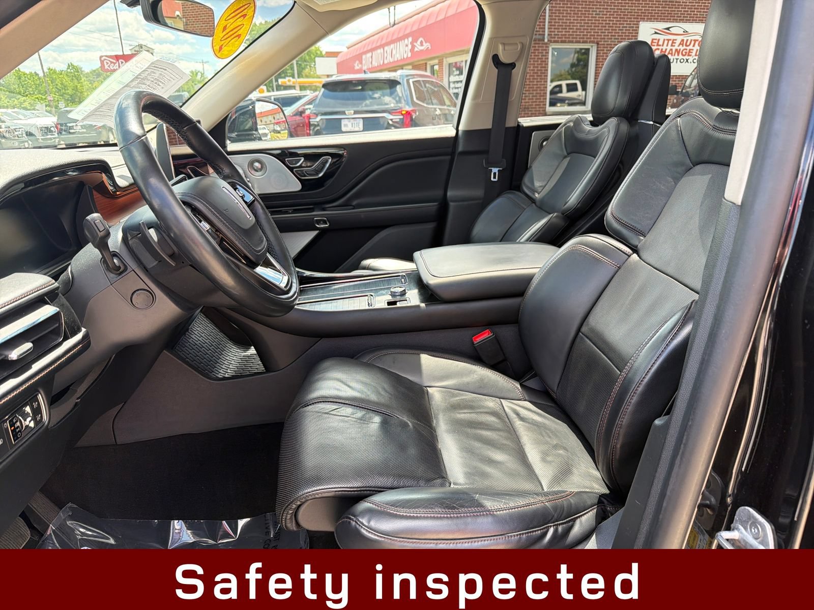 Used 2020 Lincoln Aviator Reserve w/ Equipment Group 202A AWD/4WD image 11