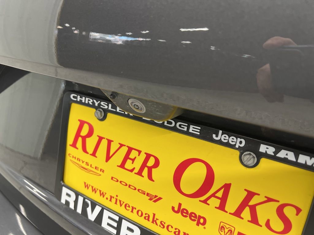 Used 2023 Jeep Grand Cherokee Summit w/ Luxury Tech Group V image 7