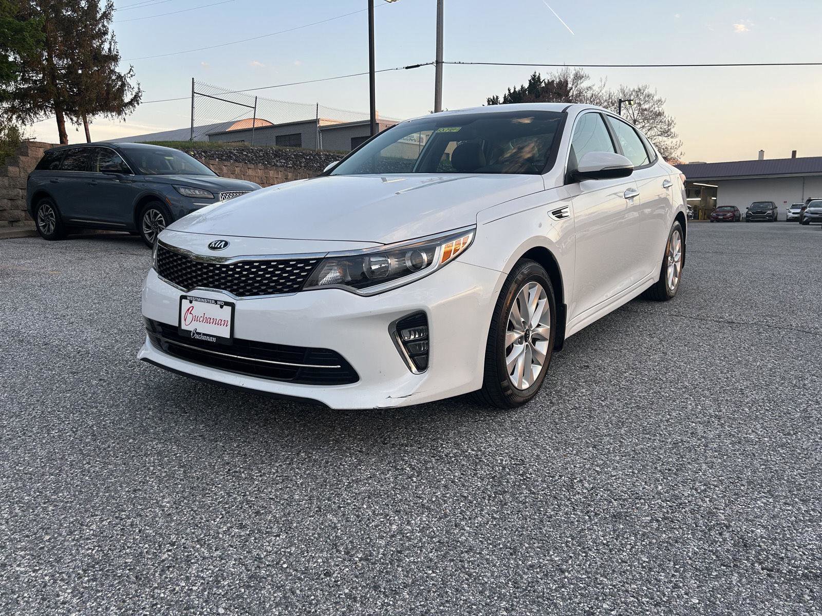 Used 2018 Kia Optima S image 1