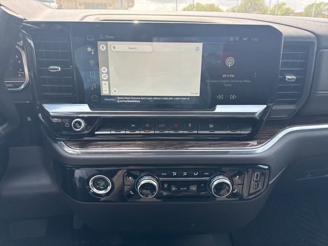 Used 2024 GMC Sierra 1500 SLE image 11