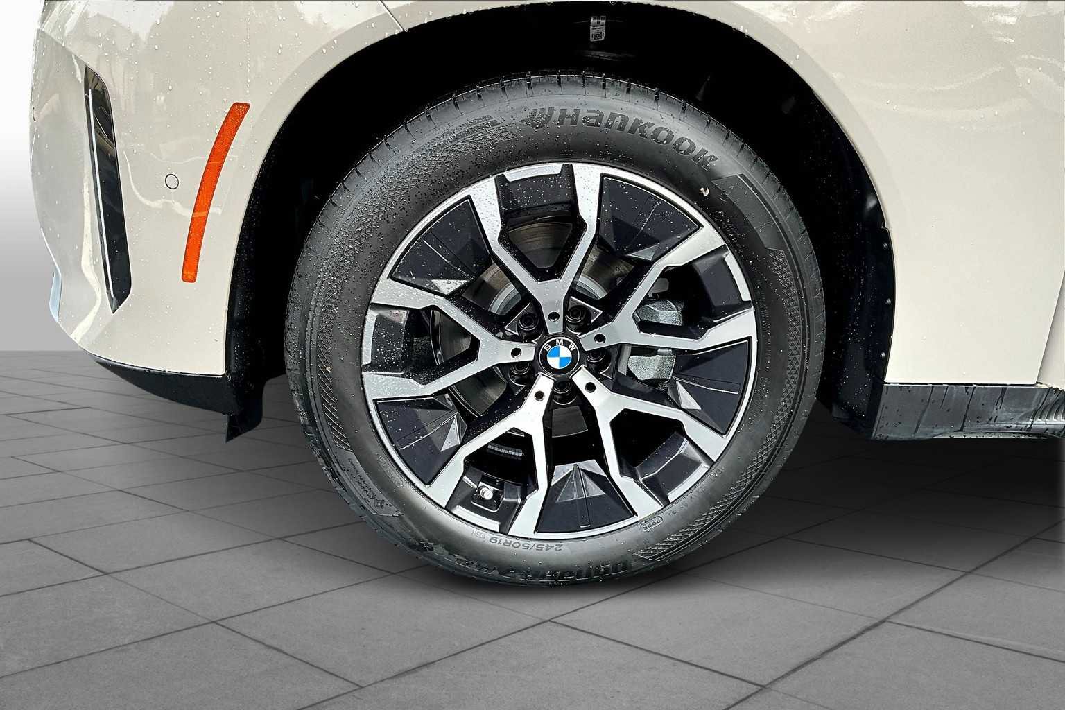 New 2026 BMW X3 xDrive30 w/ Premium Package image 11
