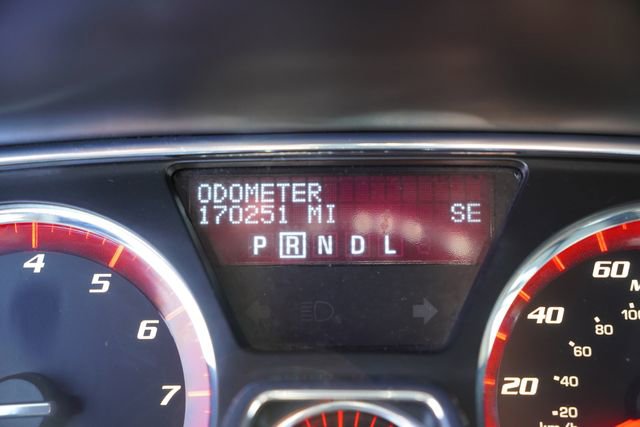 Used 2016 GMC Acadia SLE image 32