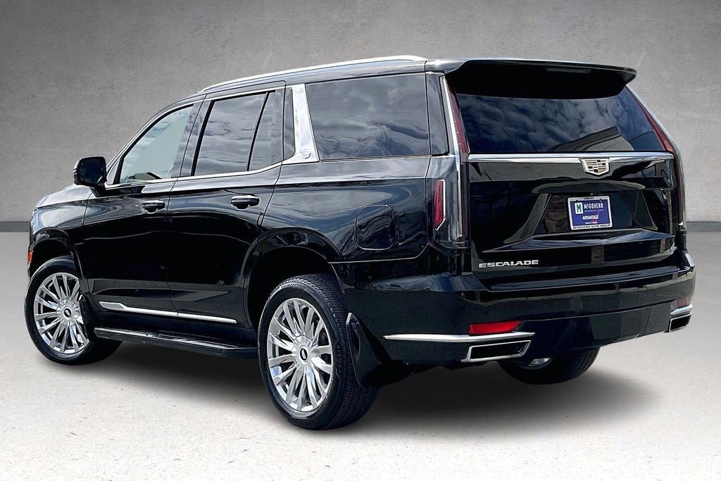 Used 2022 Cadillac Escalade Premium Luxury image 4