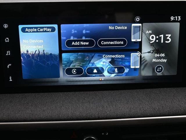 Used 2025 Nissan Kicks SV image 17