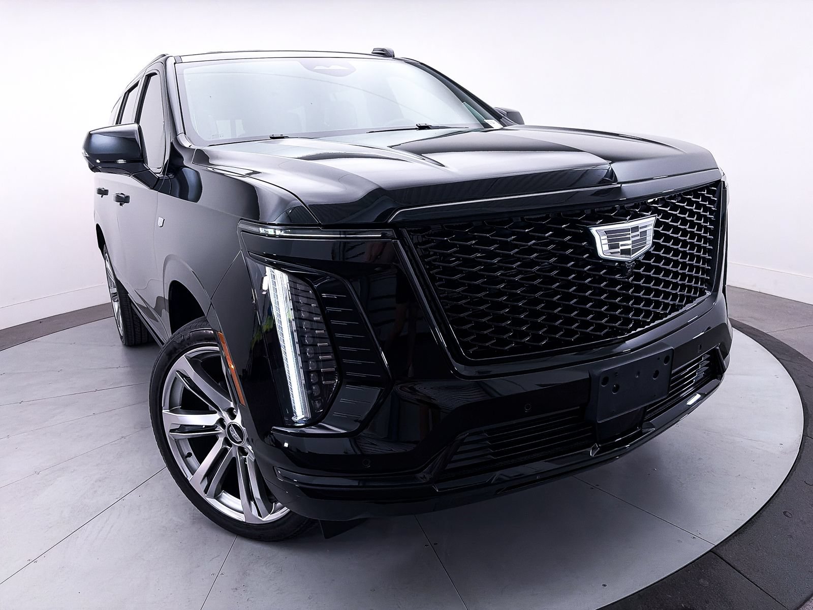 Used 2025 Cadillac Escalade Sport Platinum AWD/4WD image 3