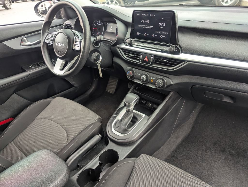 Used 2024 Kia Forte LXS image 31