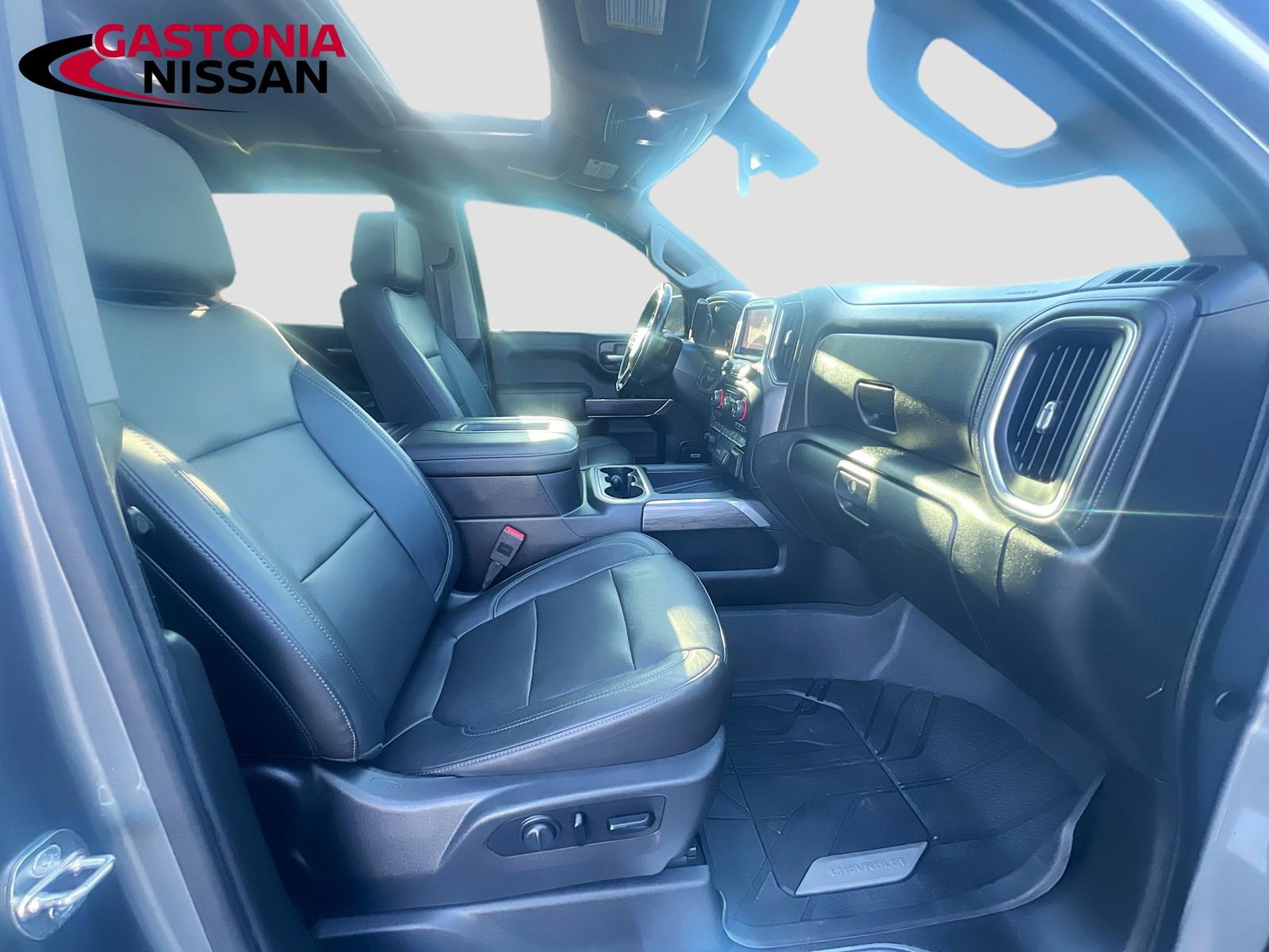 Used 2019 Chevrolet Silverado 1500 LTZ w/ LTZ Premium Package image 38