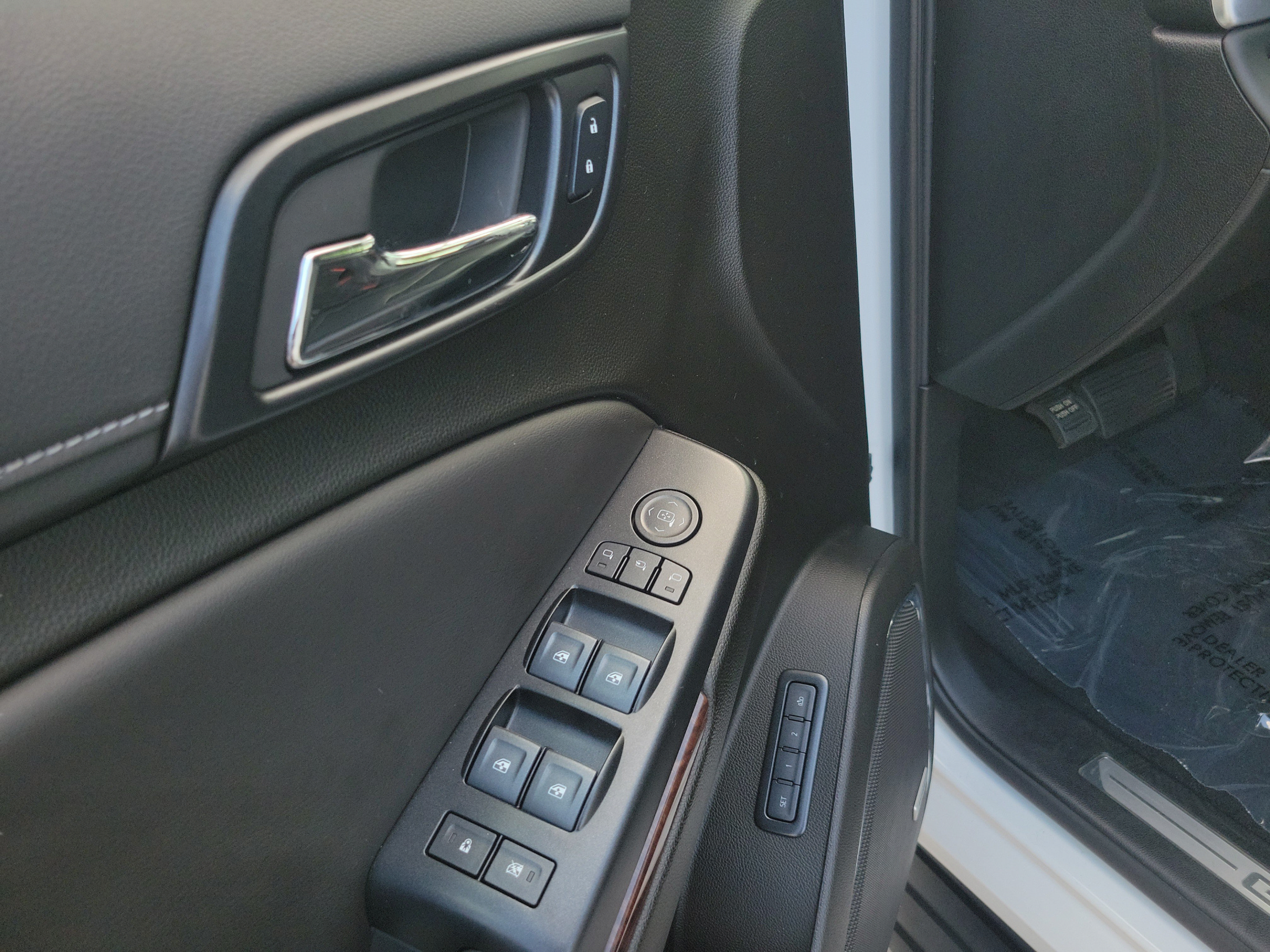 Used 2020 GMC Yukon SLT w/ Open Road Package RWD image 18