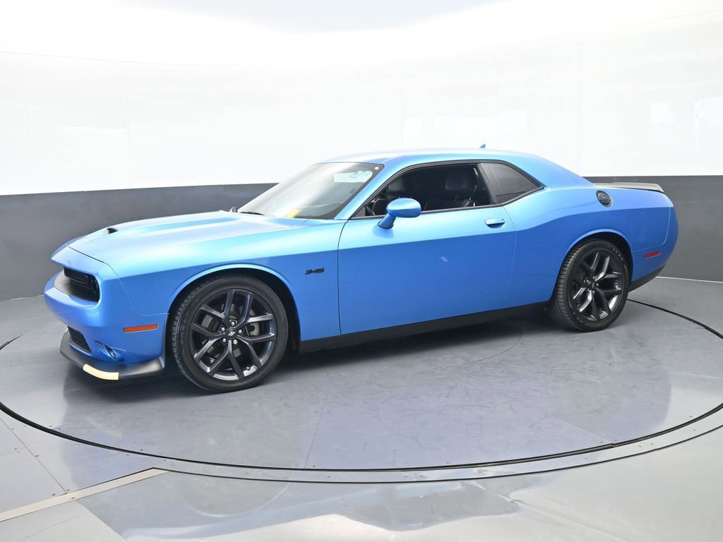 Used 2023 Dodge Challenger R/T w/ Plus Package image 2