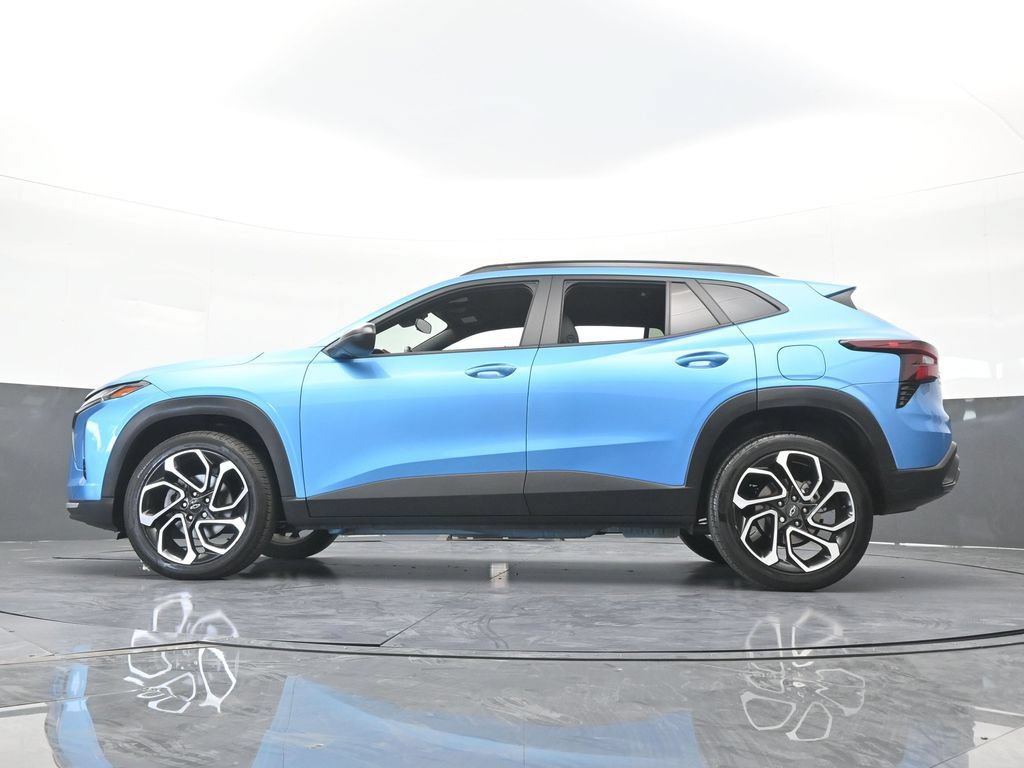 Used 2025 Chevrolet Trax RS FWD image 54