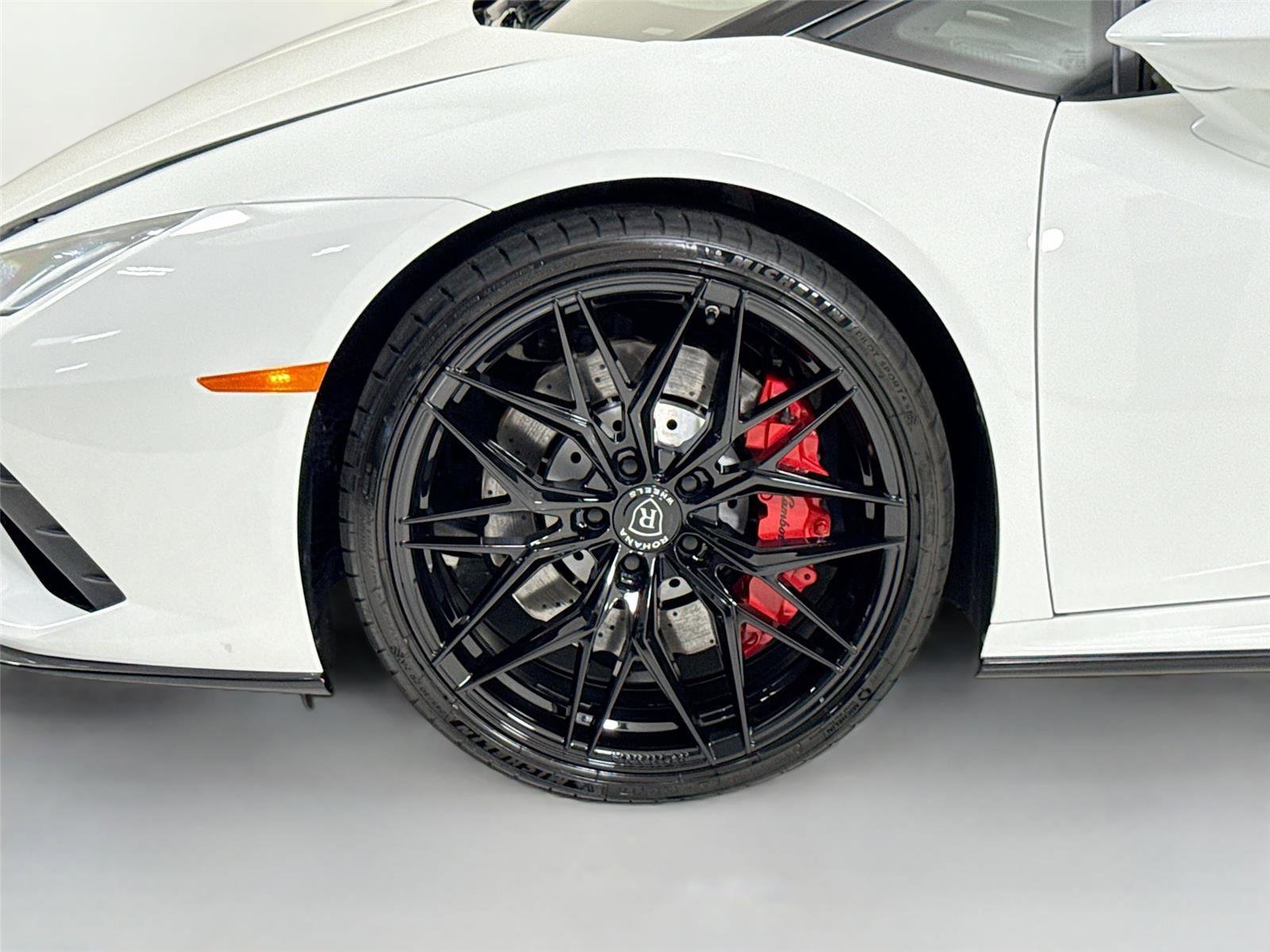 Used 2021 Lamborghini Huracan EVO image 39