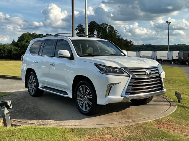 Used 2016 Lexus LX 570 4WD w/ Luxury Package image 10