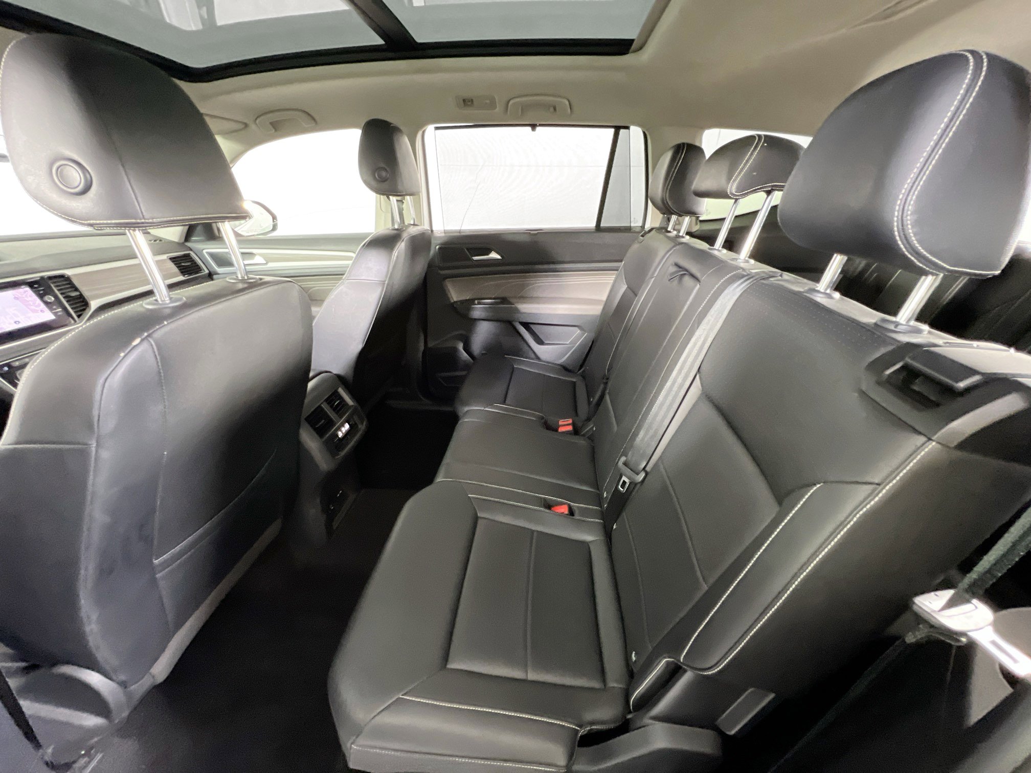 Used 2022 Volkswagen Atlas SEL image 25