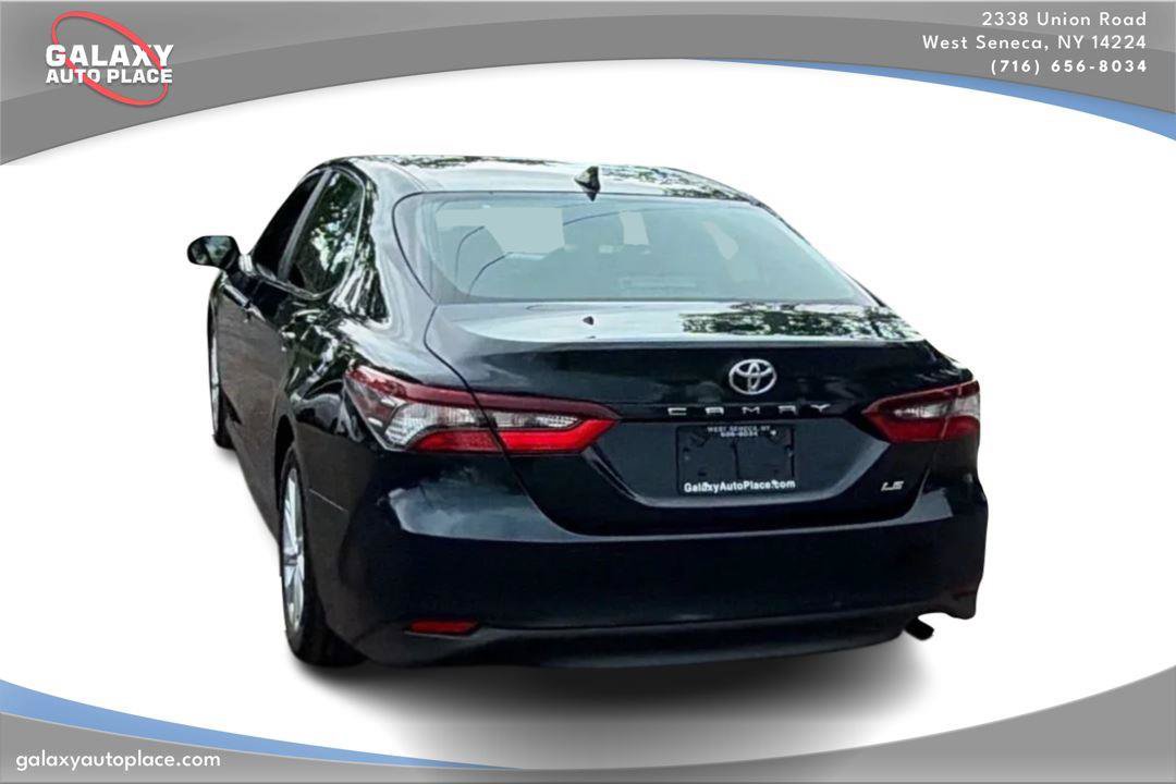 Used 2021 Toyota Camry LE FWD image 7