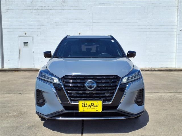 Used 2021 Nissan Kicks SR w/ SR Premium Package image 16