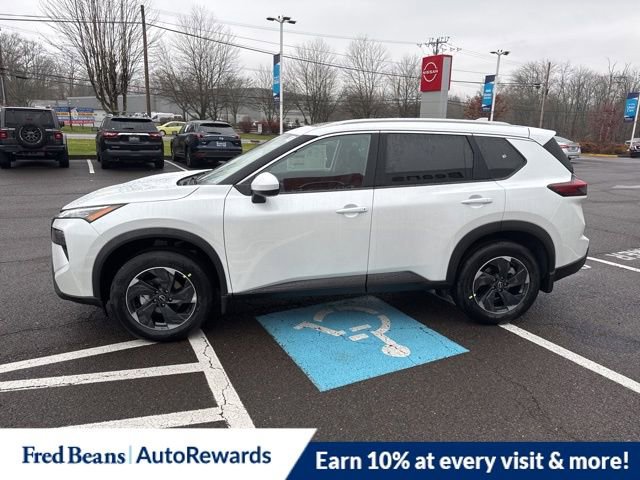 New 2026 Nissan Rogue SV w/ SV Premium Package image 4