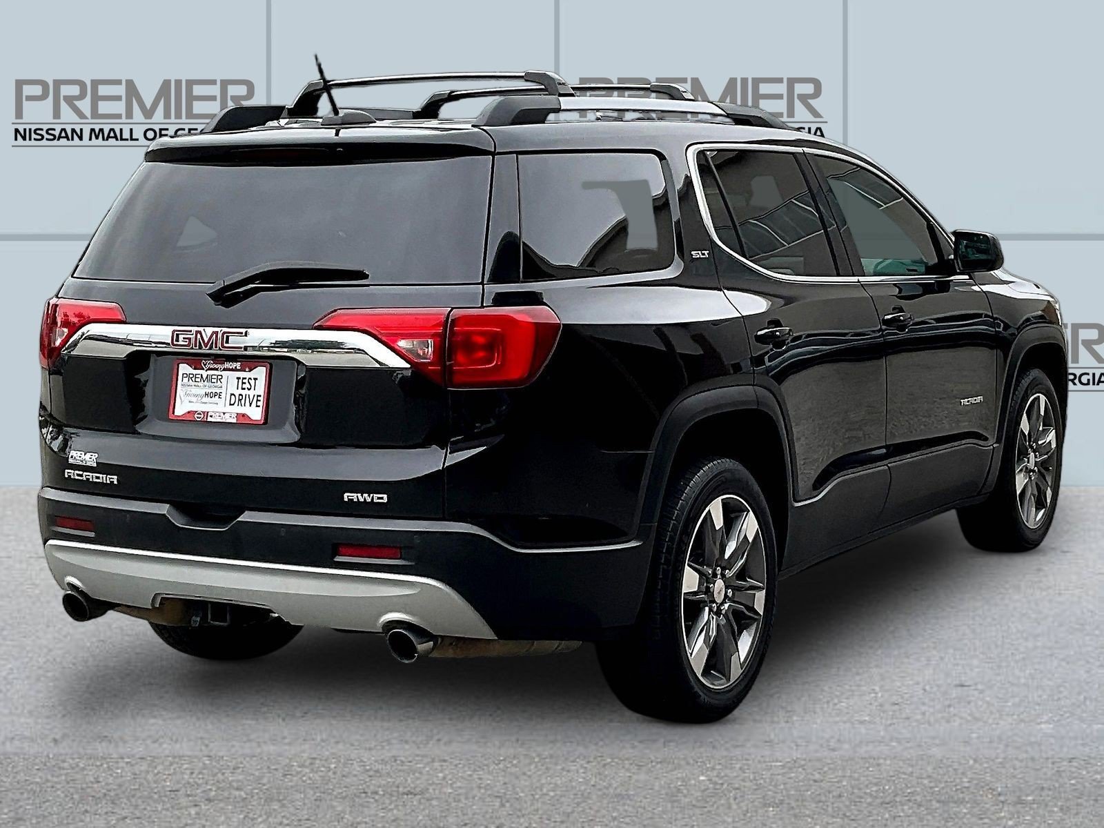Used 2018 GMC Acadia SLT AWD/4WD image 7