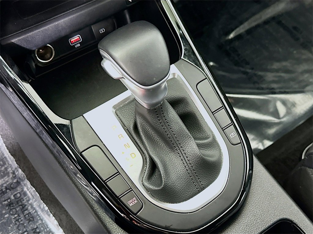 Used 2024 Kia Forte GT-Line w/ GT-Line Premium Package image 31