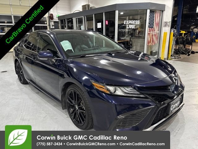 Used 2022 Toyota Camry XSE FWD image 7