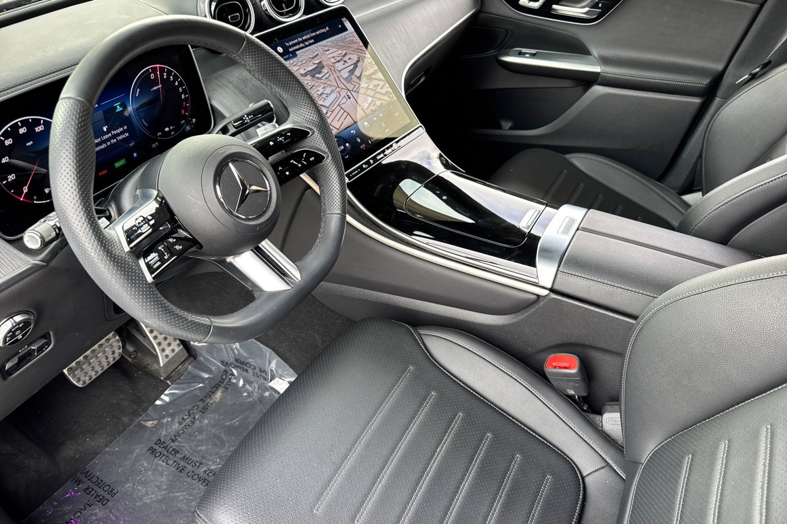 Certified 2025 Mercedes-Benz GLC 350e 4MATIC image 4
