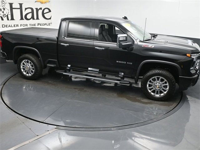 Certified 2025 Chevrolet Silverado 2500 LTZ w/ Z71 Chrome Sport Edition image 36