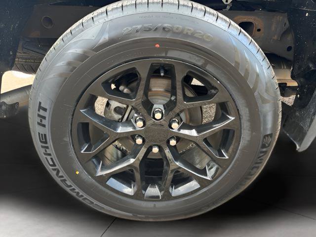 Used 2021 Chevrolet Silverado 1500 Custom AWD/4WD image 11