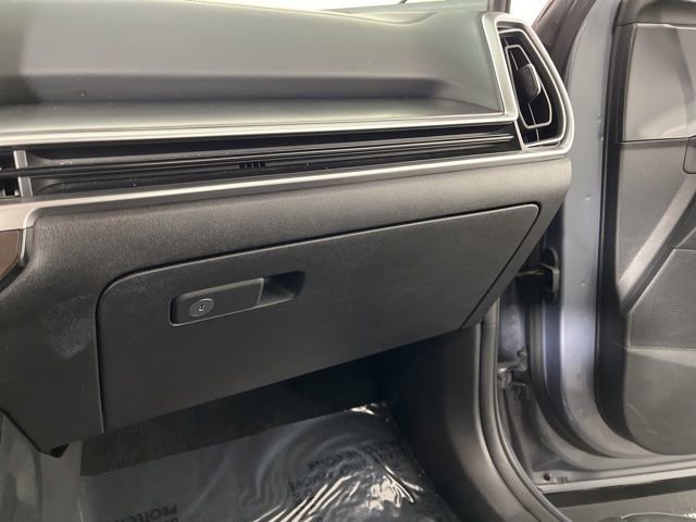 Used 2024 Kia Sorento S image 39