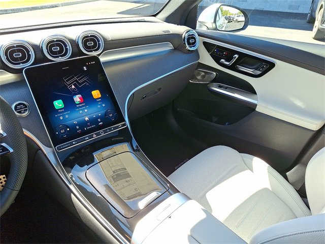 Used 2026 Mercedes-Benz GLC 300 4MATIC image 10