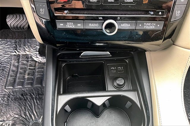 Used 2022 INFINITI QX50 Sensory image 16