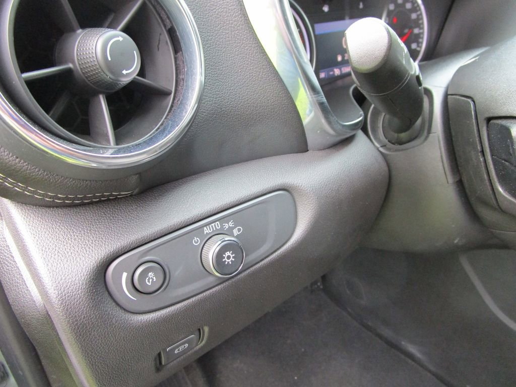 Used 2023 Chevrolet Blazer LT image 20