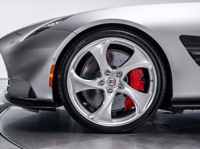 Used 2025 Aston Martin Vanquish RWD image 4