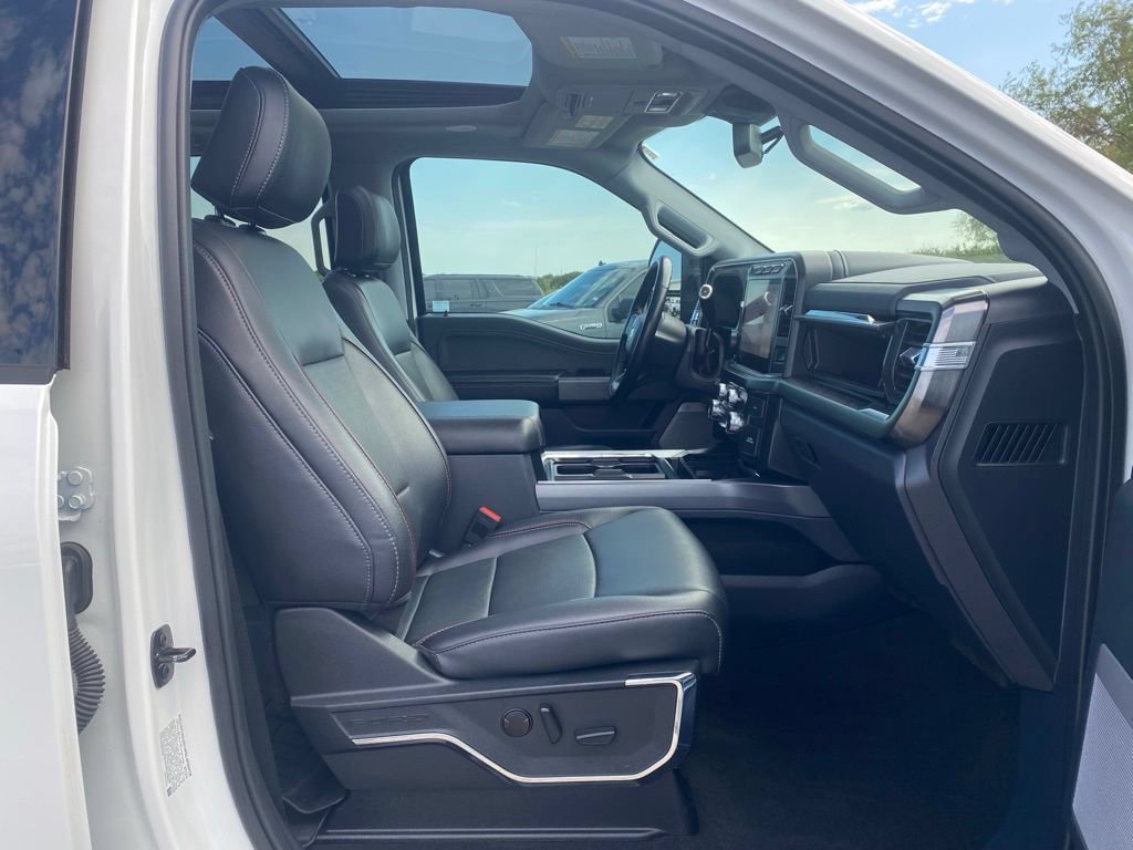Used 2024 Ford F250 Lariat w/ Lariat Ultimate Package AWD/4WD image 14