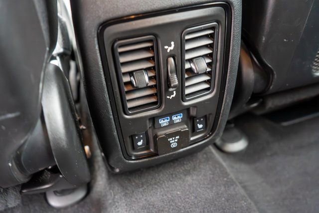 Used 2024 Dodge Durango GT image 17